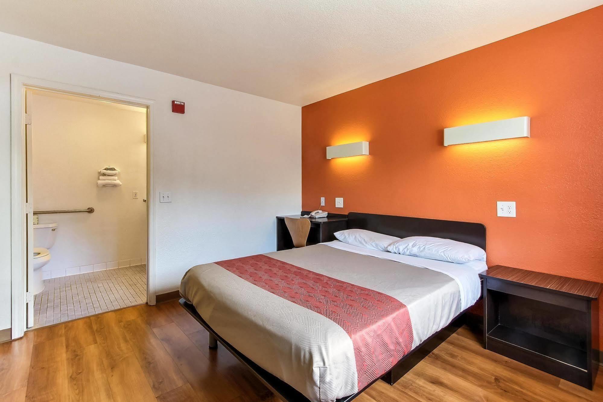 Inn Super 8 By Wyndham Santa Clara